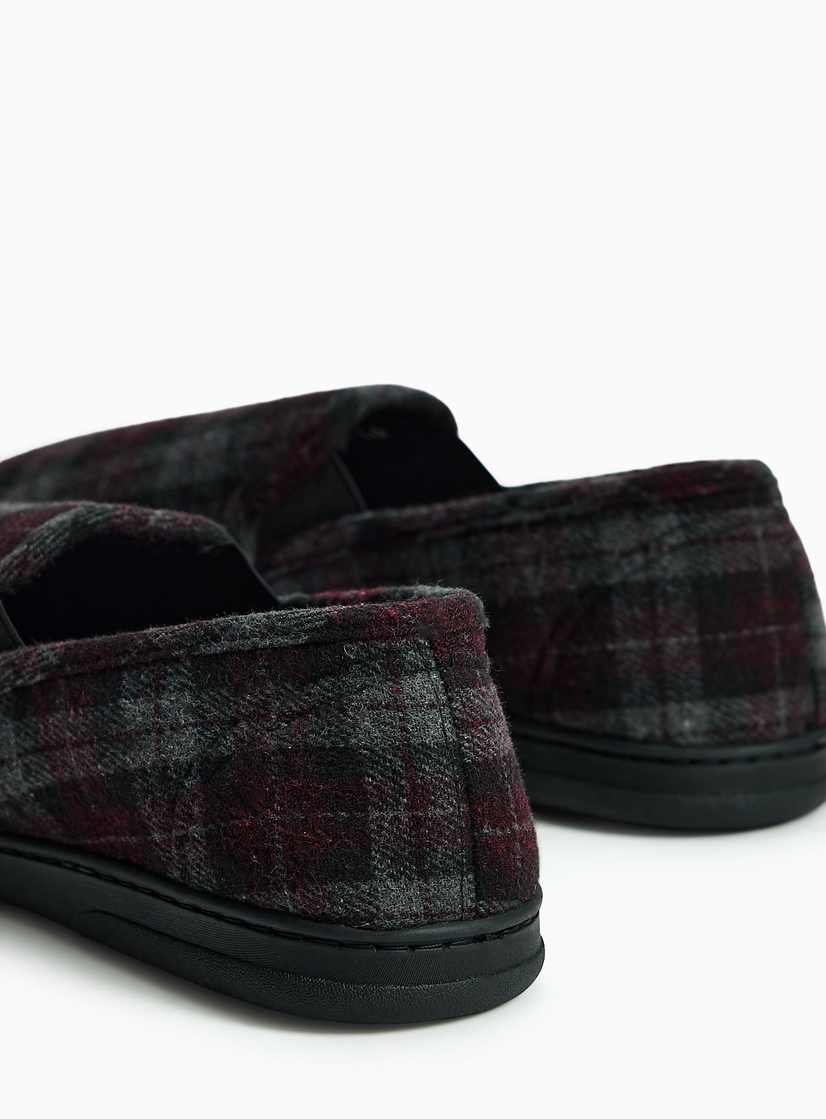 Burgundy Check Borg Full Slippers 9 - Image 4 thumbnail